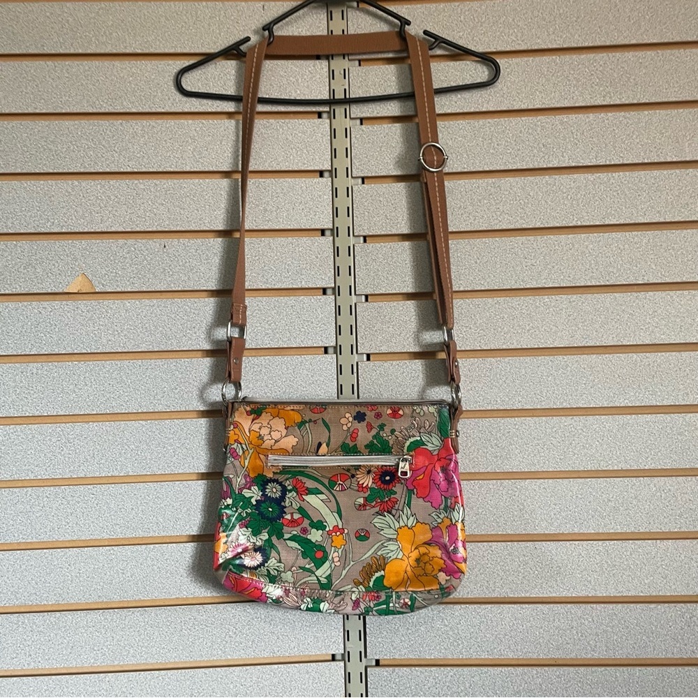 Sakroots Flower Power Fuchsia Pink Green Floral Crossbody Purse 11.25x11.25x2